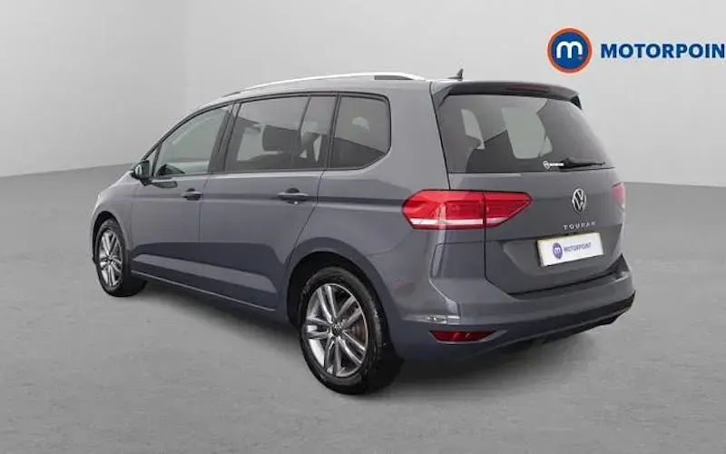 Used VW Touran Match 150 HP (110 kW) 2025 Grey MPV