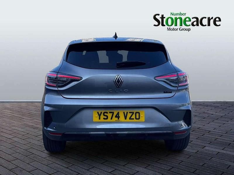 Used Renault Clio V Techno 140 HP (102 kW) 2024 Grey Hatchback