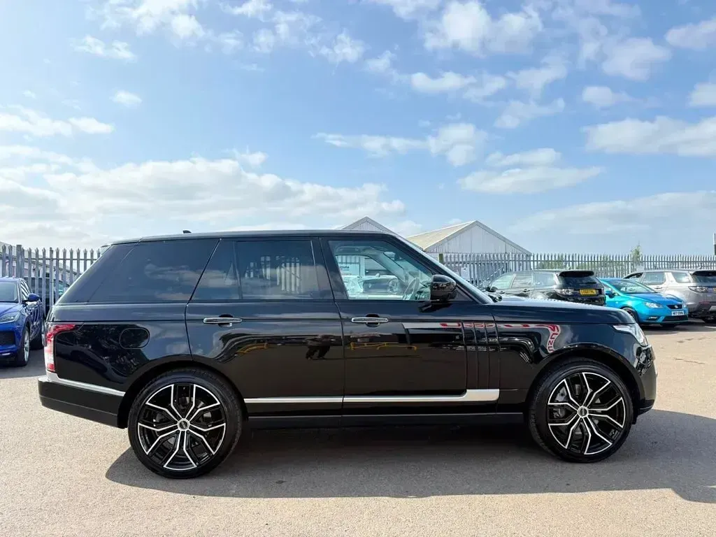 Used Land Rover Range Rover Autobiography 339 HP (249 kW) 2016 Black SUV