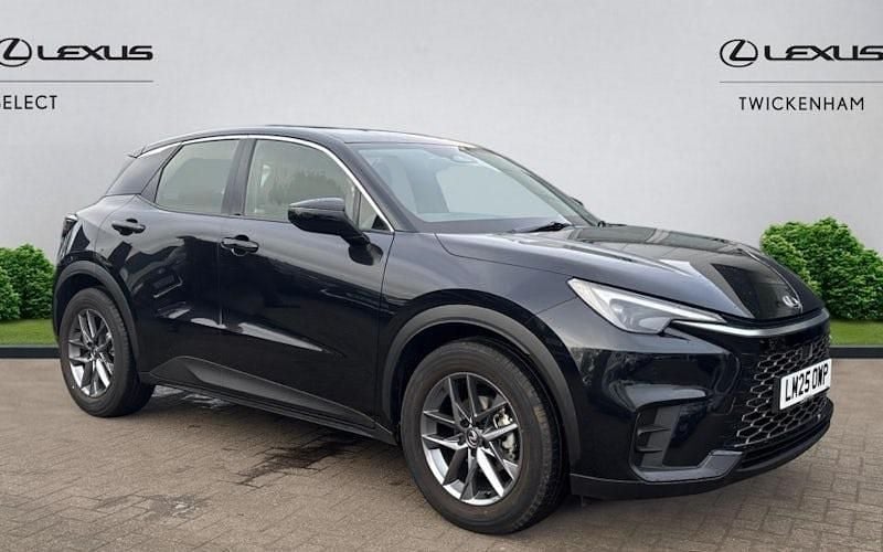 Used 2025 Lexus LBX SUV | £26,950 (Super price) - Image 1/4