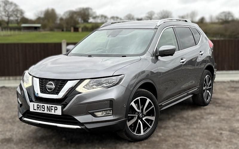 Used Nissan X-Trail Tekna 160 HP (117 kW) 2019 Grey SUV