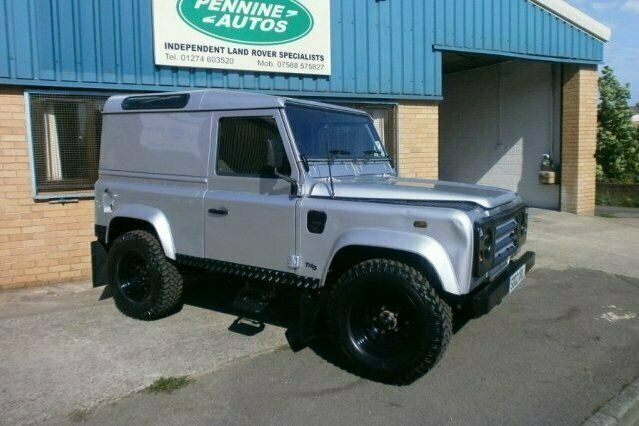 Used Land Rover Defender 90 HP (66 kW) 2002 SUV
