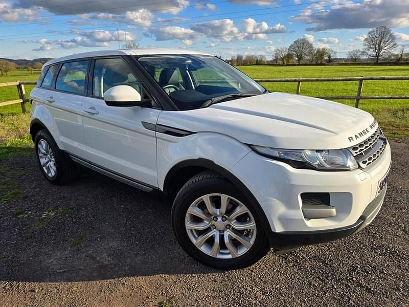 Used Land Rover Range Rover evoque Pure 190 HP (139 kW) 2015 White Estate