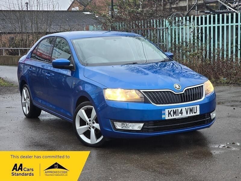 Blue Used 2014 Skoda Rapid SE Hatchback | £4,990 (Good price) - Image 1/4