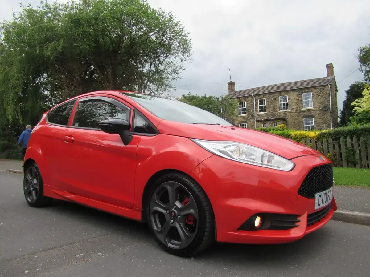 Used Ford Fiesta ST 2013 Orange Hatchback