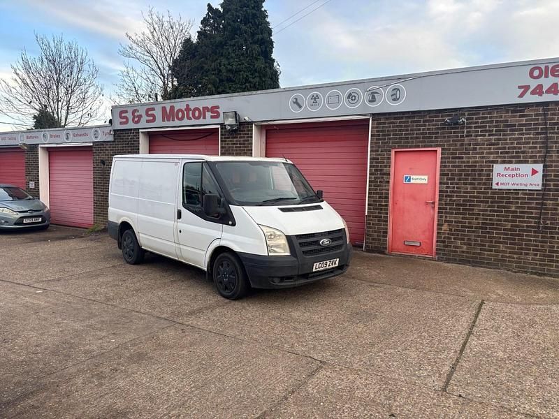 White Used 2009 Ford Transit Van | £2,495 (Fair price) - Image 1/4