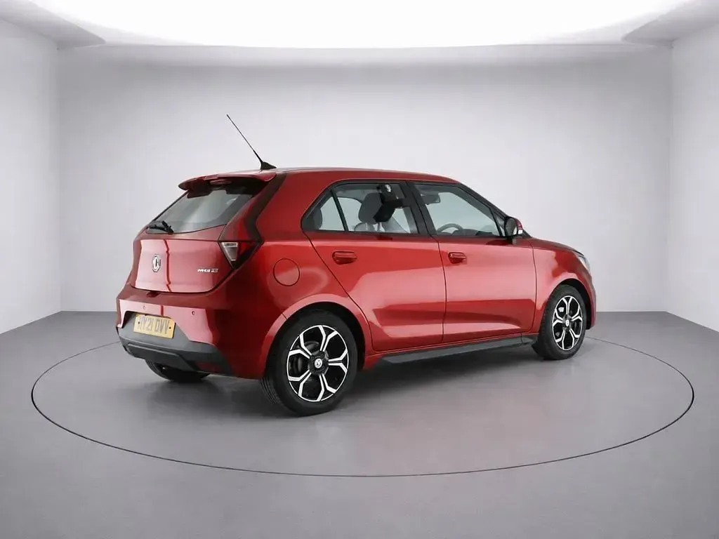 Used MG MG3 Exclusive 106 HP (77 kW) 2021 Red Hatchback