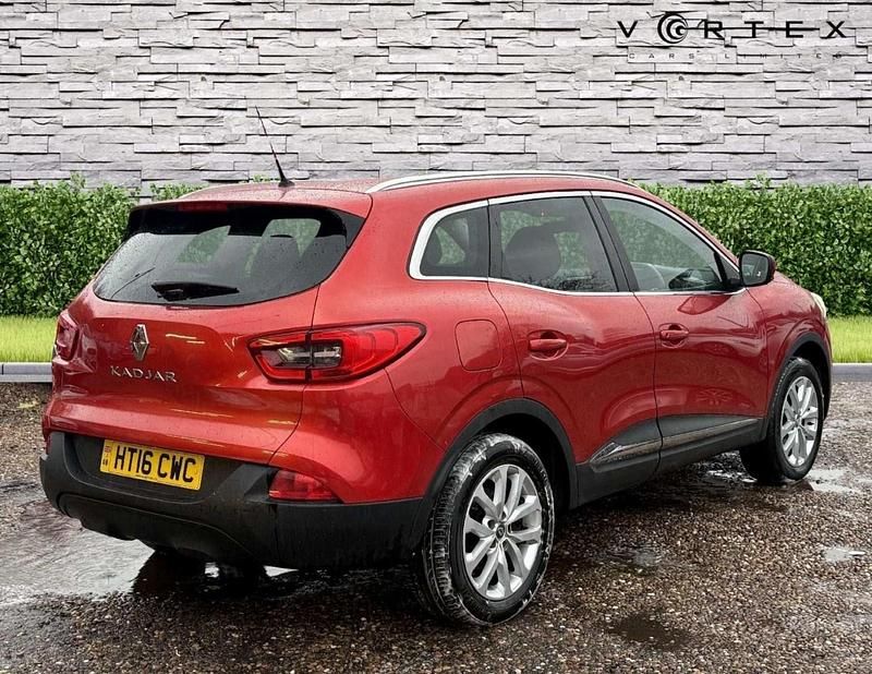 Used Renault Kadjar Dynamique 130 HP (95 kW) 2016 Red SUV