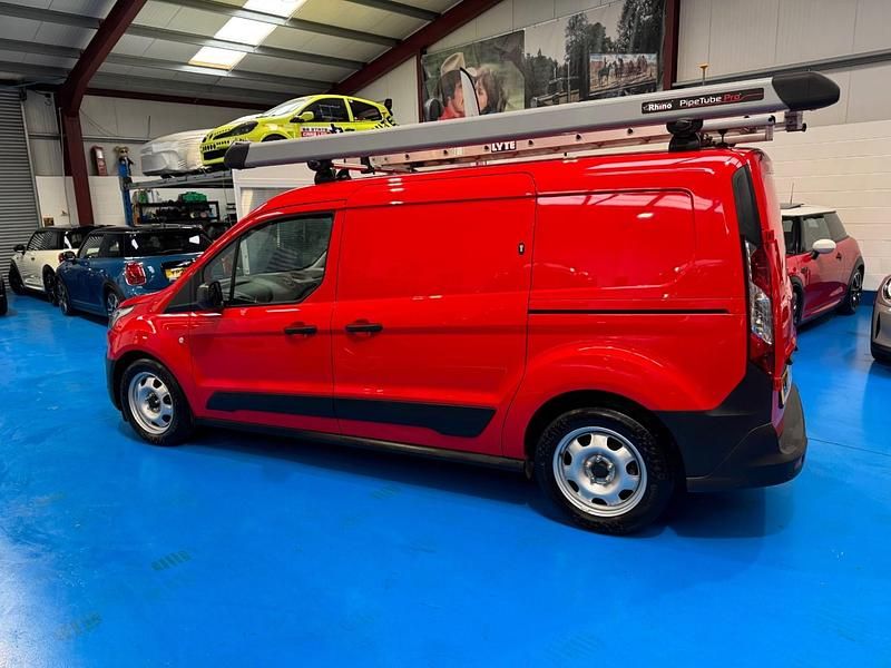 Used Ford Transit Connect 100 HP (73 kW) 2024 Red MPV