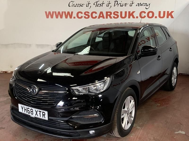 Used Vauxhall Grandland X 130 HP (95 kW) 2018 Black SUV