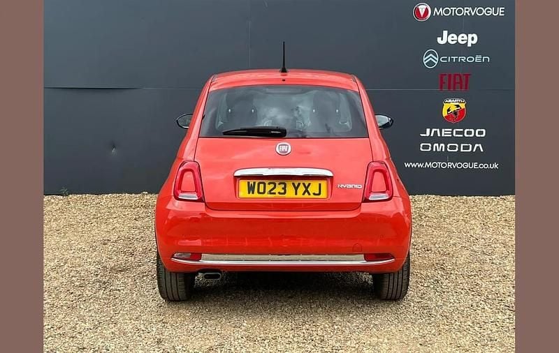 Usado Fiat 500 68 HP (50 kW) 2023 Laranja Citadino