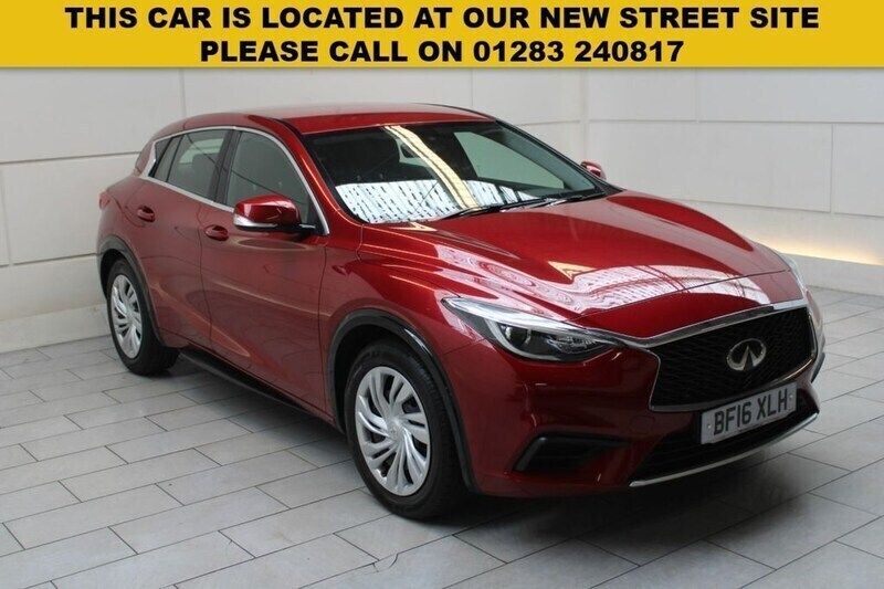 Red Used 2016 Infiniti Q30 Hatchback | £6,250 (Fair price) - Image 1/3