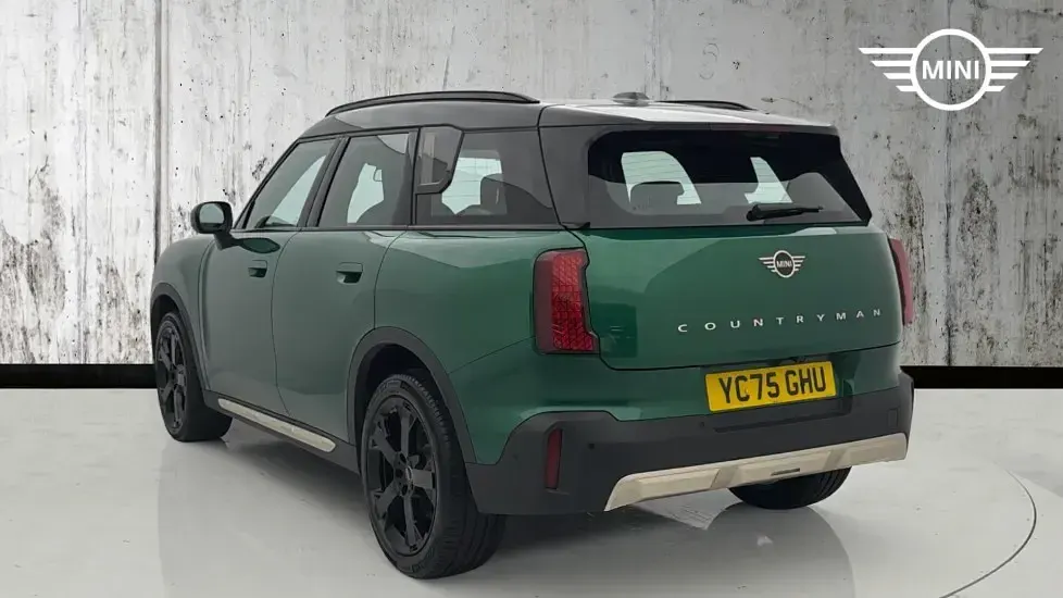 Used Mini Countryman 168 HP (123 kW) 2025 Green SUV