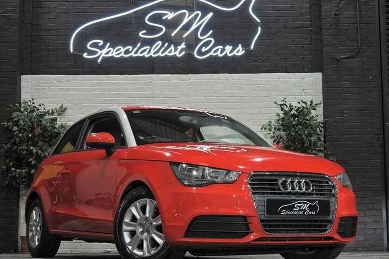Used Audi A1 Design 105 HP (77 kW) 2012 Red Hatchback