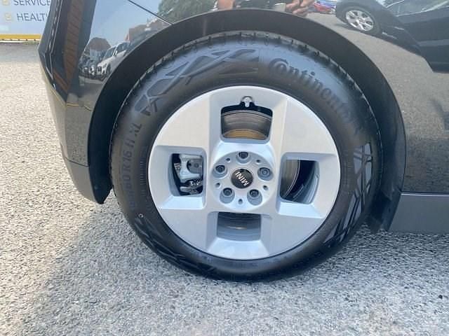 Used Mini Cooper SE Classic 160 kW (218 HP) 2024 Black Hatchback