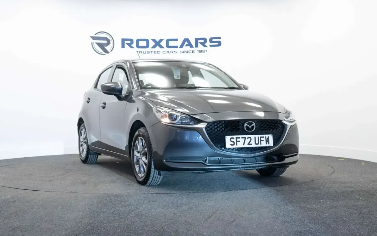Begagnad Mazda 2 90 HK (66 kW) 2023 Grå Halvkombi