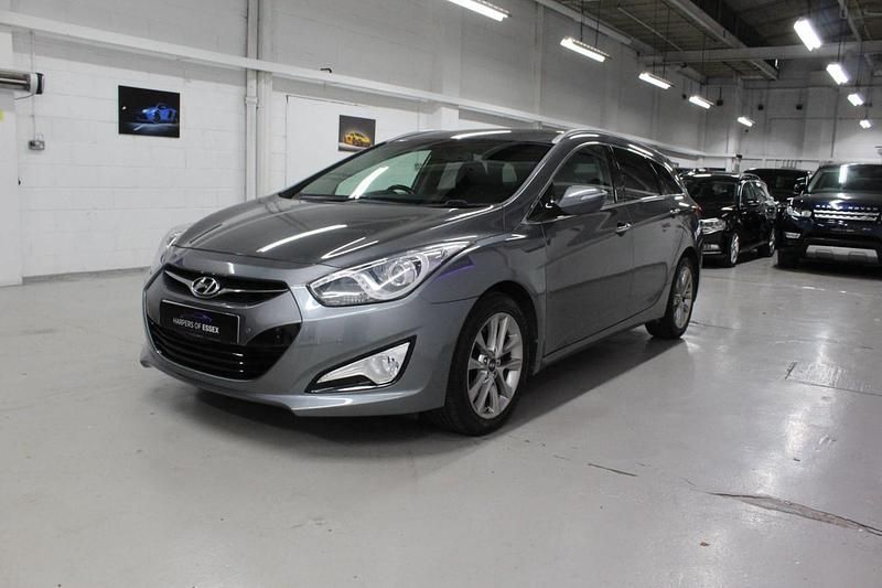 Used Hyundai i40 Style 136 HP (100 kW) 2014 Silver Estate