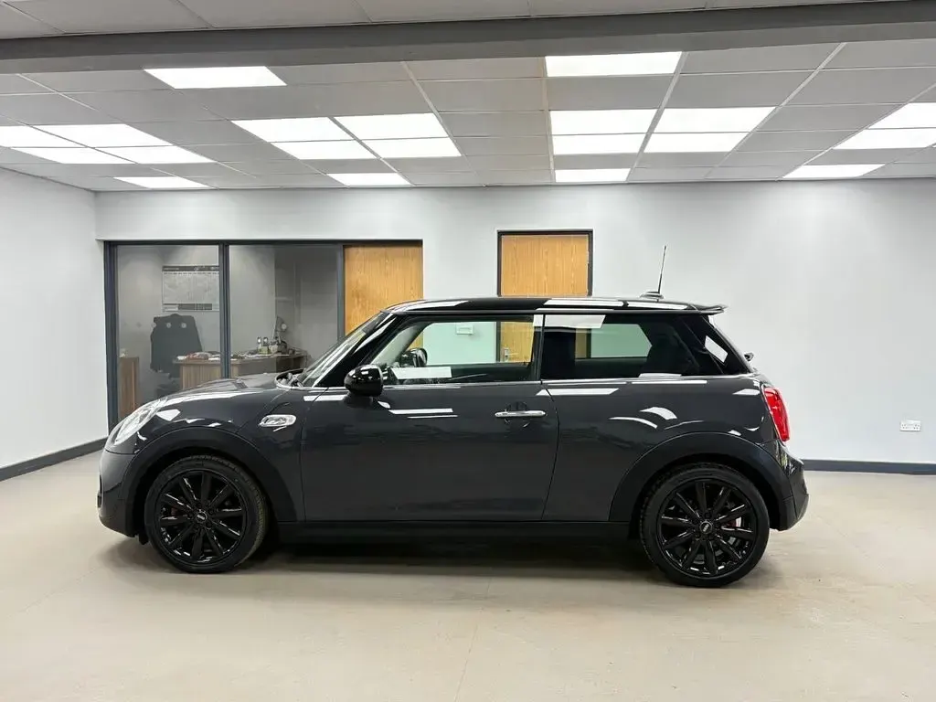 Used Mini Cooper SD Hatch 170 HP (125 kW) 2015 Grey Hatchback
