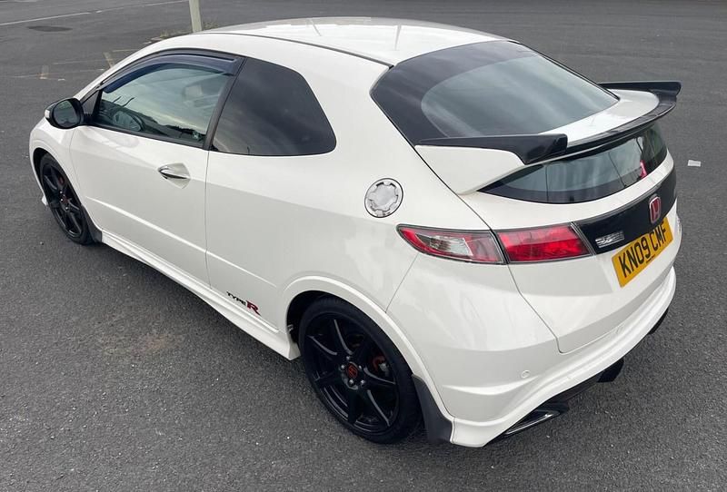 Used Honda Civic Type R 2009 White Hatchback