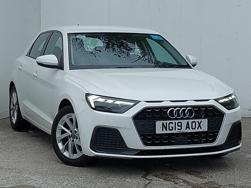 Used Audi A1 Sport 116 HP (85 kW) 2019 White SUV