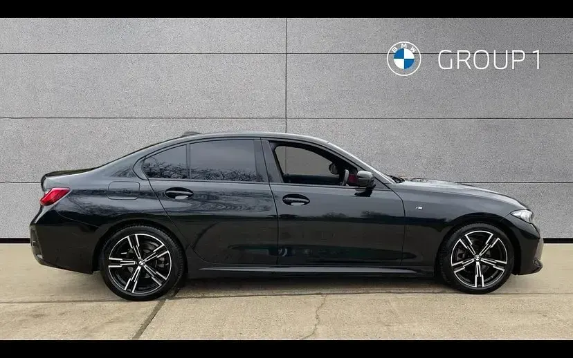 Used BMW 320 M Sport 184 HP (135 kW) 2024 Black sapphire metallic paint Sedan