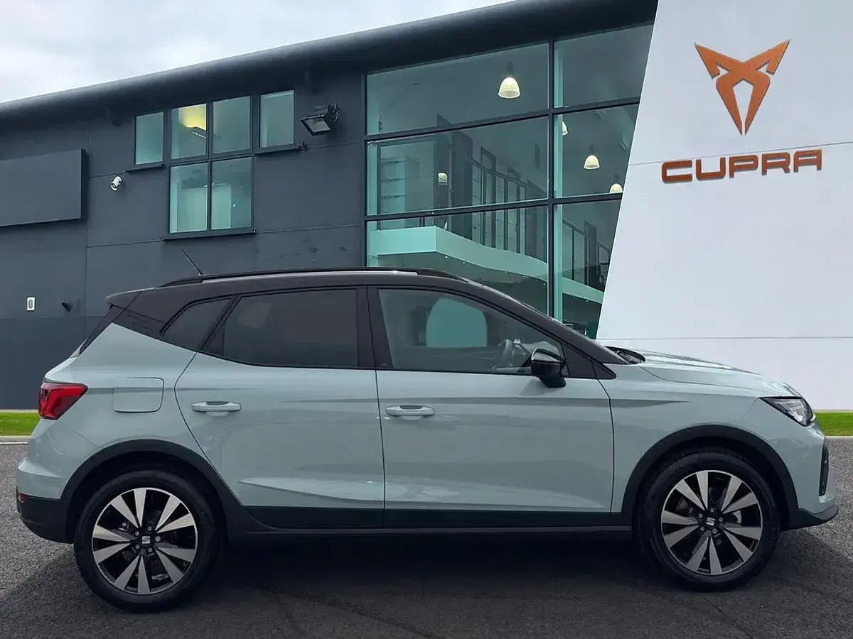 New Seat Arona FR Sport 115 HP (84 kW) 2026 Grey SUV