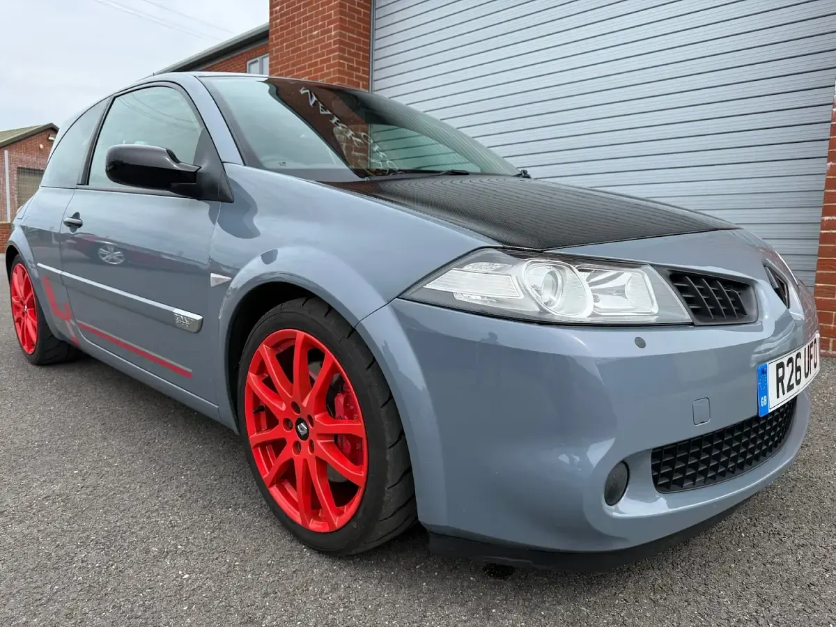 Used Renault Mégane 230 HP (169 kW) 2009 Grey Hatchback