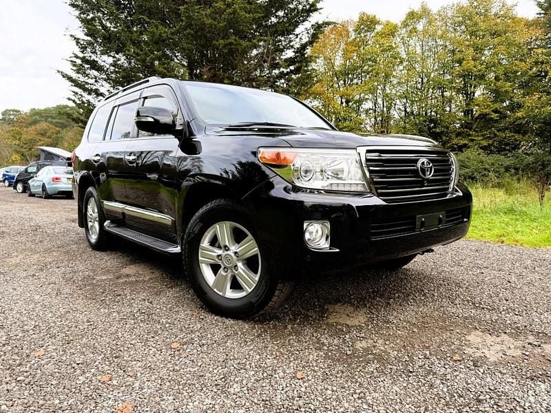 Used Toyota Land Cruiser 318 HP (233 kW) 2014 Black SUV