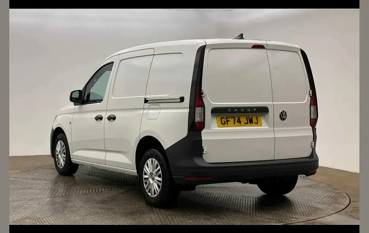 Used VW Caddy Business 101 HP (74 kW) 2024 White MPV
