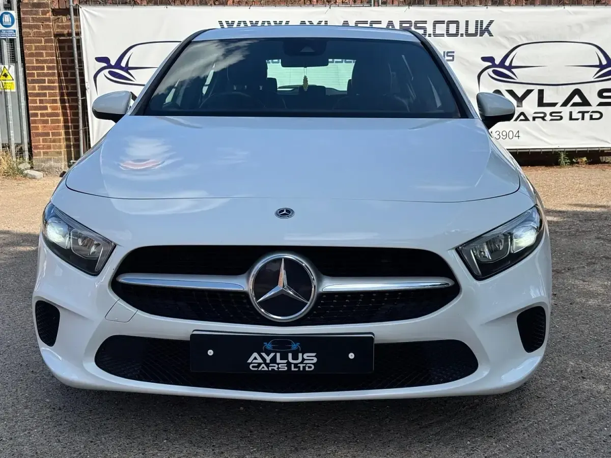 Used Mercedes A200 163 HP (119 kW) 2019 White Hatchback
