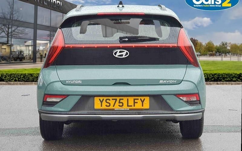 New Hyundai Bayon Advanced 101 HP (74 kW) 2025 Green SUV