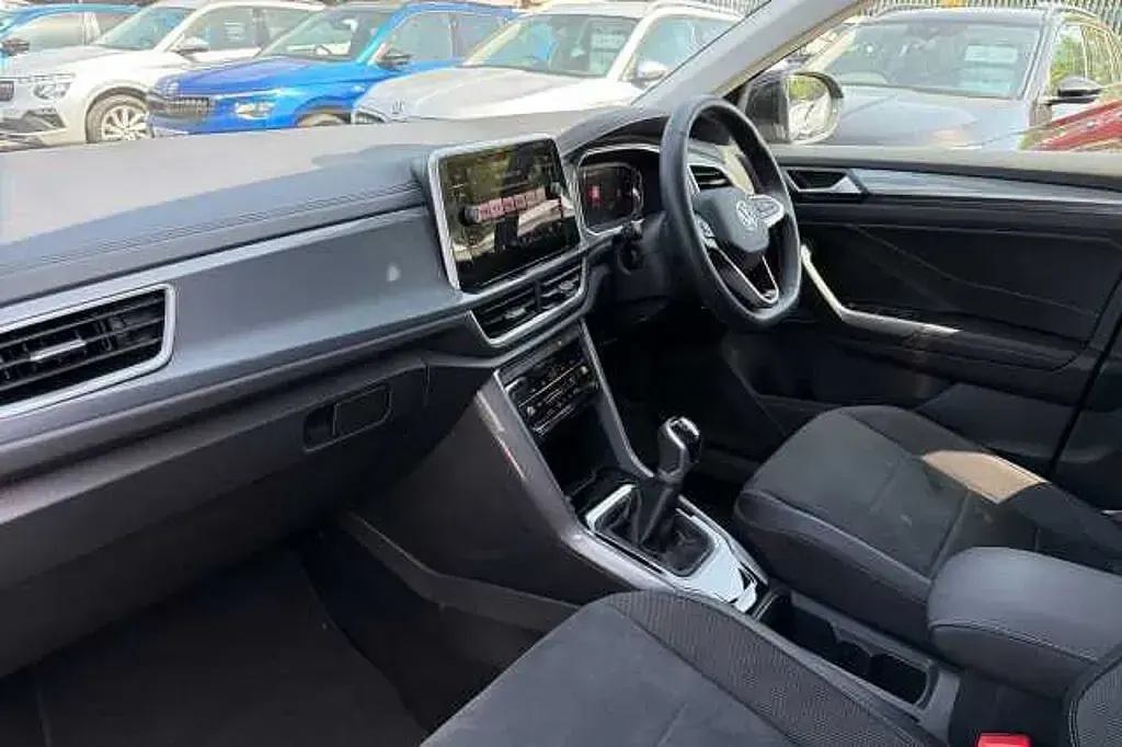 Used VW T-Roc Style 150 HP (110 kW) 2025 Black SUV