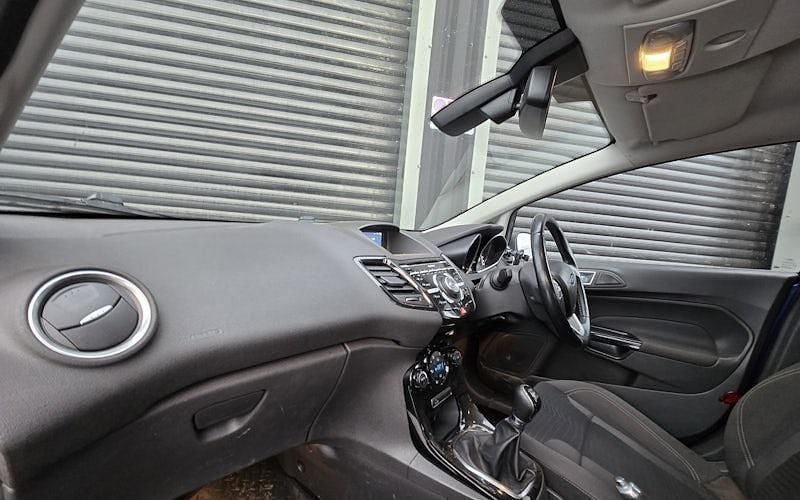 Used Ford Fiesta Titanium 125 HP (91 kW) 2017 Hatchback