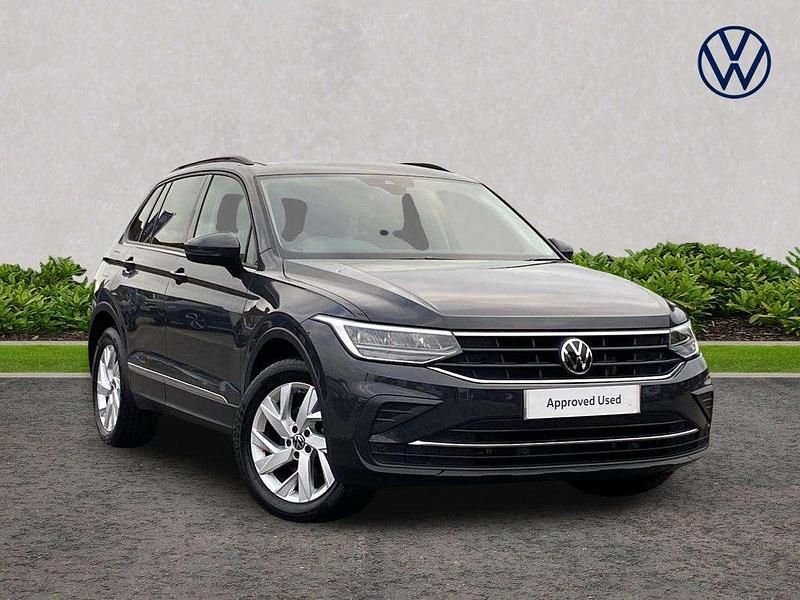 Grey Used 2022 VW Tiguan Life SUV | £17,390 (Good price) - Image 1/4