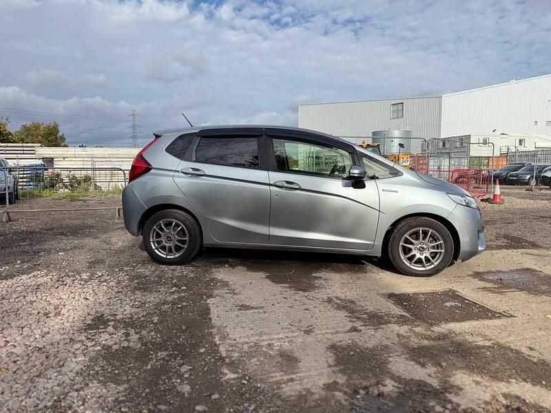 Used Honda Fit 2013 White Hatchback