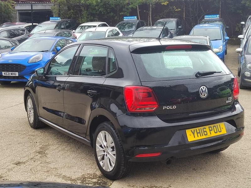 Used VW Polo SE 88 HP (64 kW) 2016 Black Hatchback