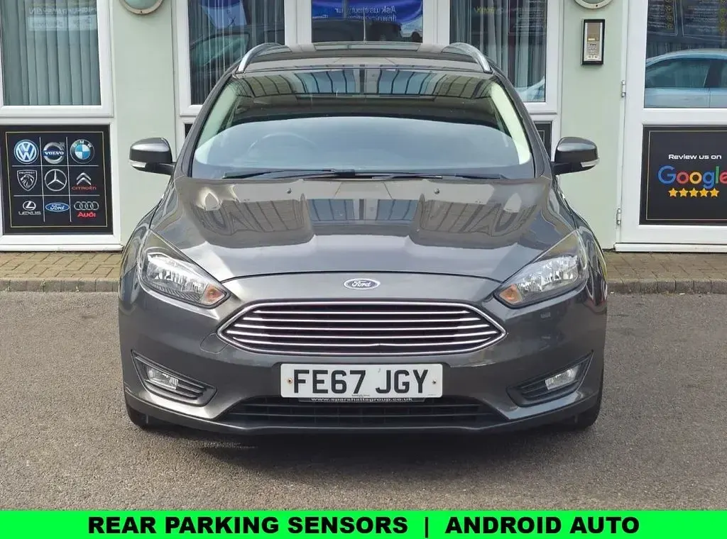 Used Ford Focus Zetec 120 HP (88 kW) 2017 Grey Estate