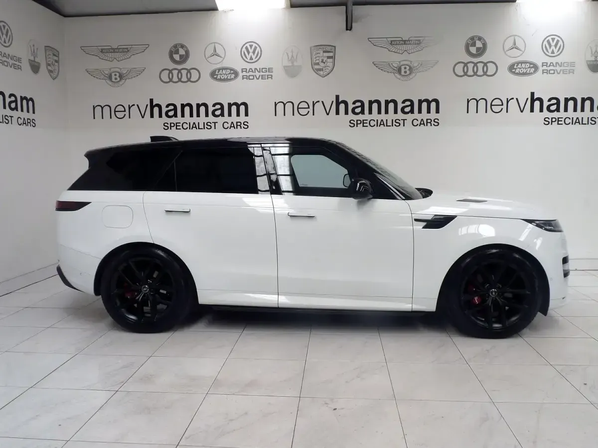 Used Land Rover Range Rover Sport SE Dynamic 295 HP (216 kW) 2023 White SUV
