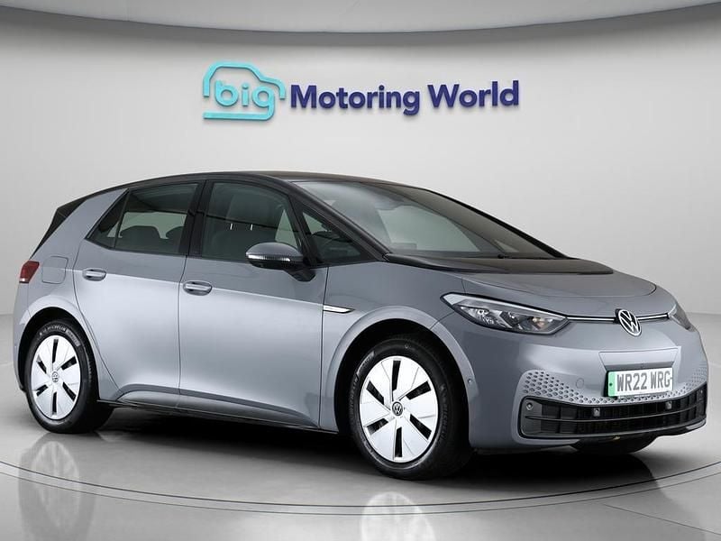Grey Used 2022 VW ID.3 Pro Hatchback | £10,900 (Fair price) - Image 1/4