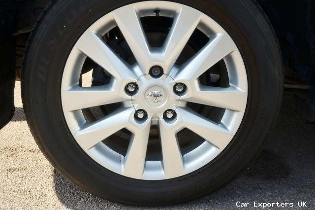 Used Toyota Land Cruiser V8 272 HP (200 kW) 2014 SUV