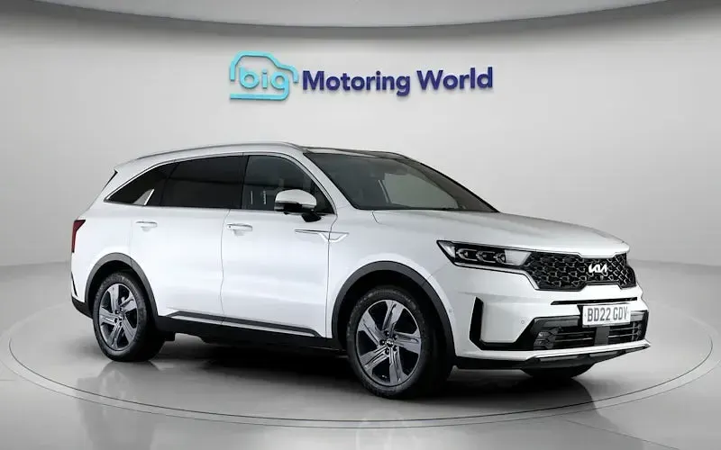 Used Kia Sorento 230 HP (169 kW) 2022 White SUV