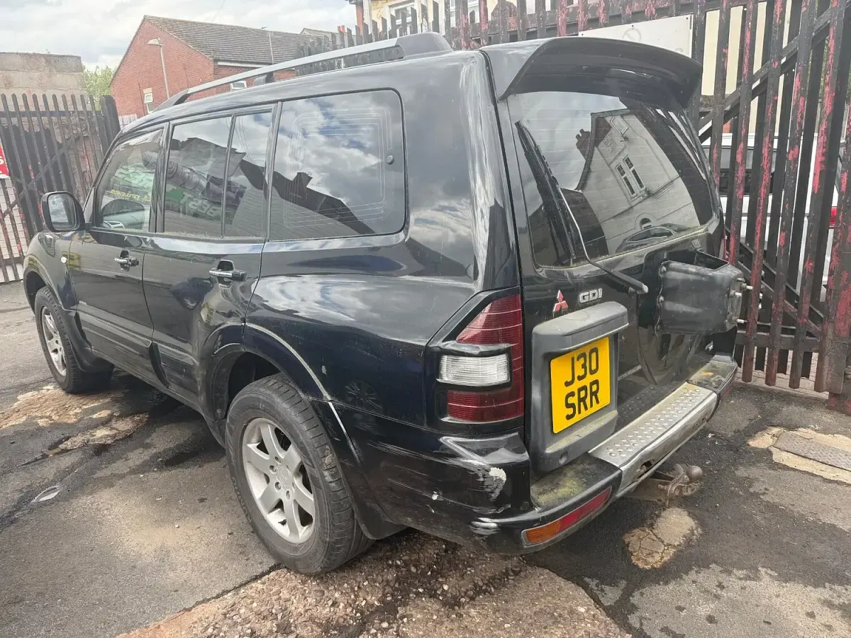 Used Mitsubishi Shogun 2003 Black SUV