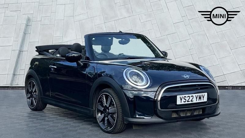Black Used 2022 Mini Cooper Exclusive Hatchback | £22,492 (Expensive) - Image 1/4
