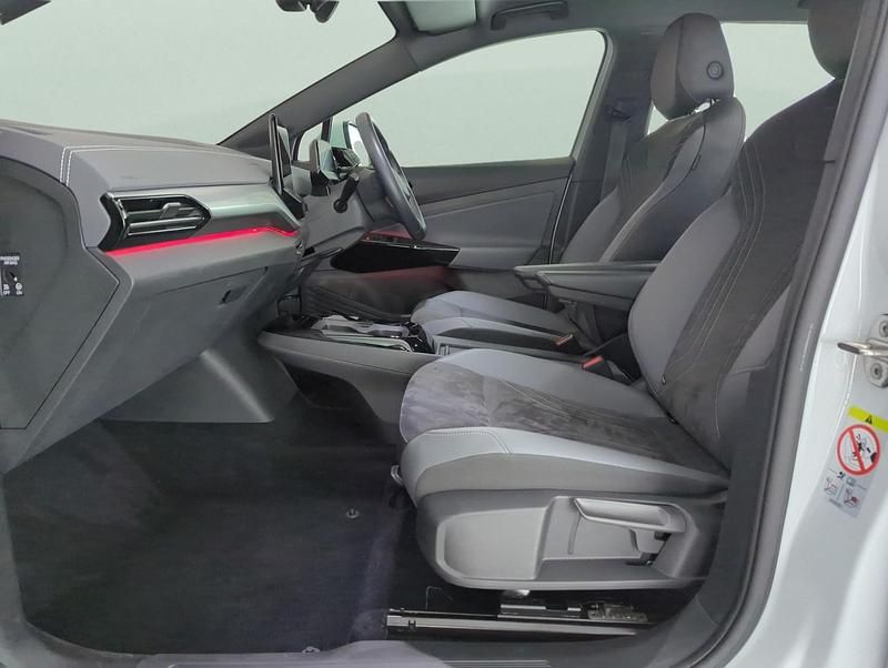 Used VW ID.4 Pure 125 kW (170 HP) 2023 White SUV