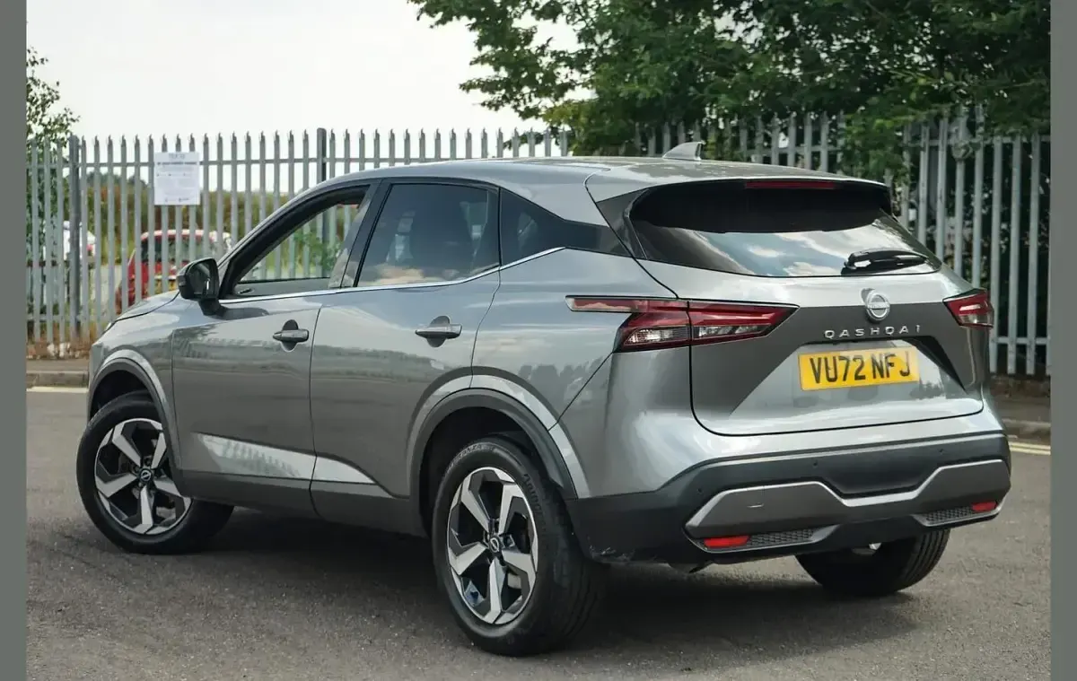 Used Nissan Qashqai N-Connecta 138 HP (101 kW) 2022 Grey SUV