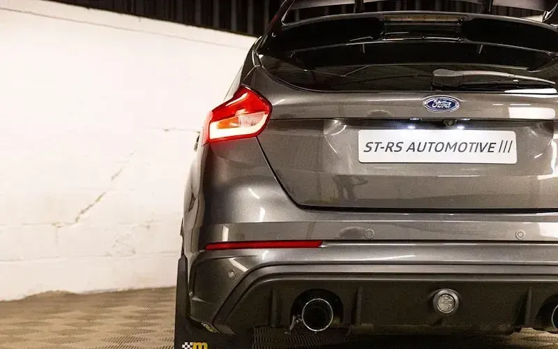 Used Ford Focus RS 350 HP (257 kW) 2017 Grey Hatchback