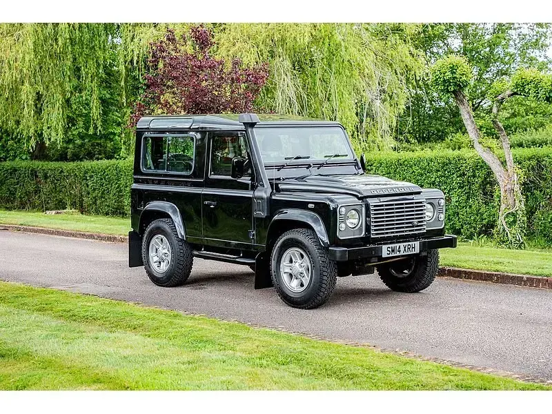 Used Land Rover Defender 2014 Black Estate