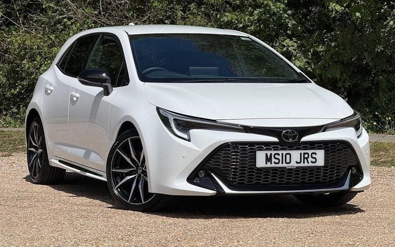 Used 2025 Toyota Corolla Sport Hatchback | £22,070 (Good price) - Image 1/4
