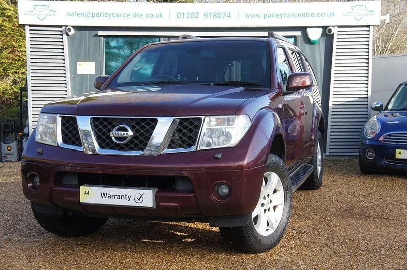 Used Nissan Pathfinder 171 HP (125 kW) 2007 Red SUV
