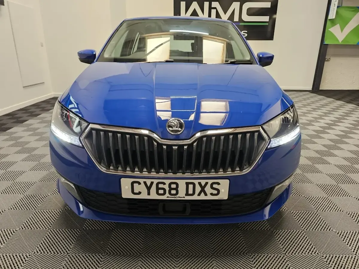 Used Skoda Fabia SE 75 HP (55 kW) 2018 Blue Hatchback